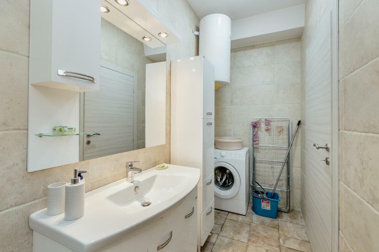 Bobana Apartments Donji Morinj Exterior foto